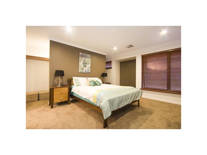 3 BELVOIR PARKWAY, Darch WA 6065