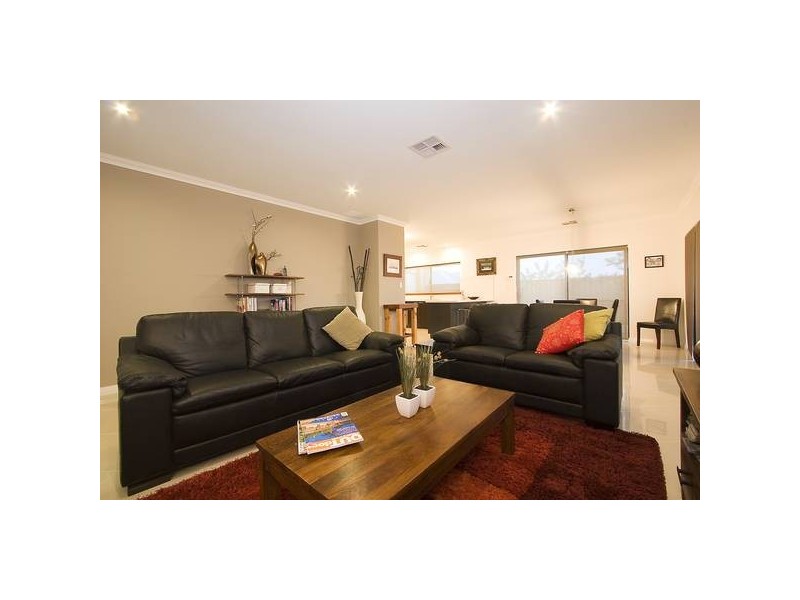 3 BELVOIR PARKWAY, Darch WA 6065