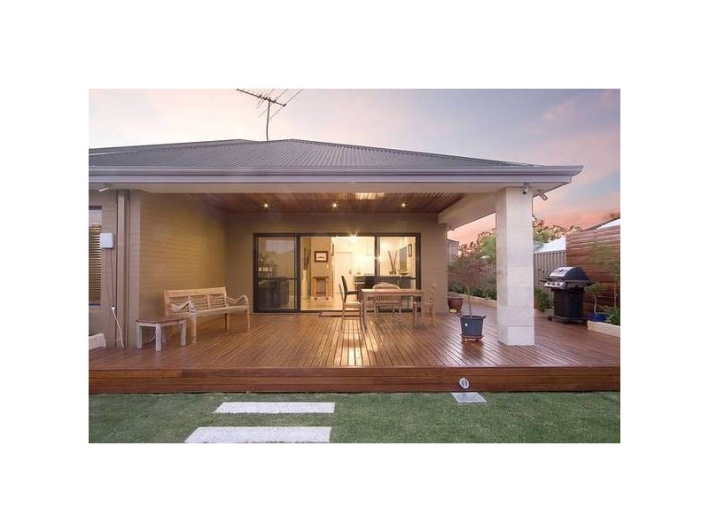 3 BELVOIR PARKWAY, Darch WA 6065