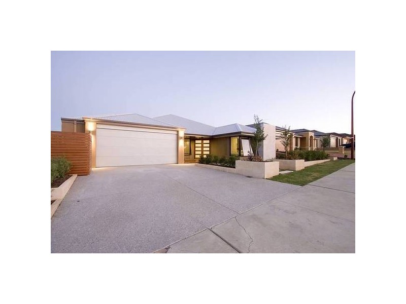 3 BELVOIR PARKWAY, Darch WA 6065