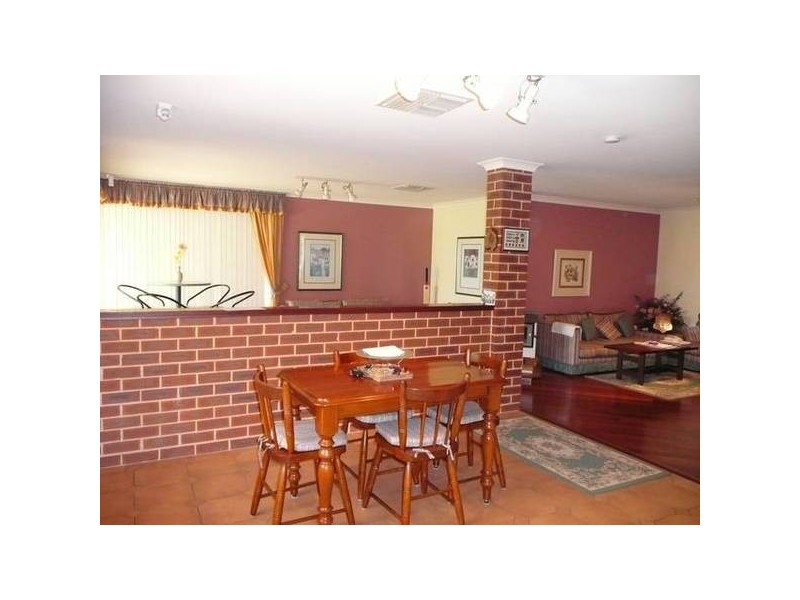 14 THE BROADVIEW, Landsdale WA 6065