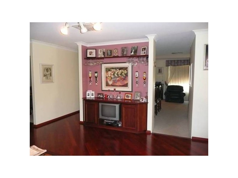 14 THE BROADVIEW, Landsdale WA 6065