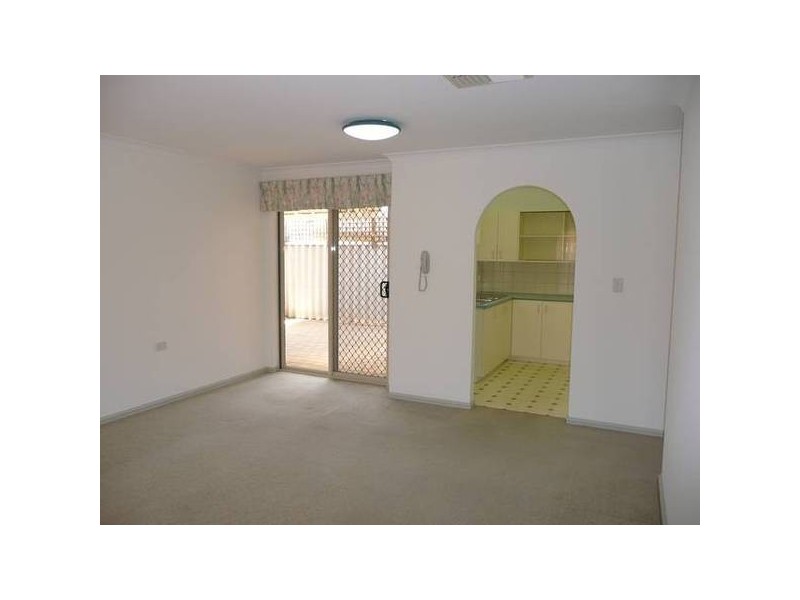 5/3 ARDATH CRT, Dianella WA 6059