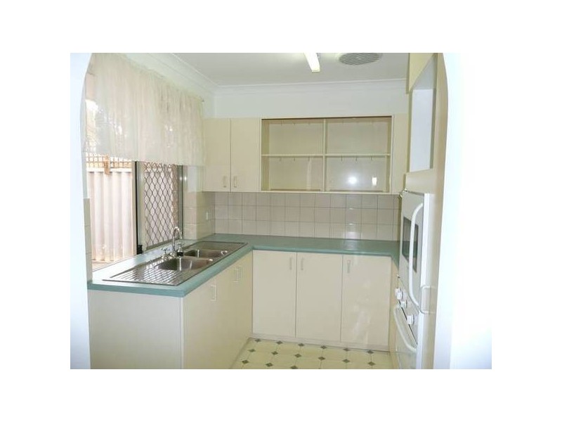 5/3 ARDATH CRT, Dianella WA 6059