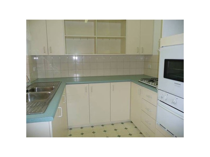 5/3 ARDATH CRT, Dianella WA 6059