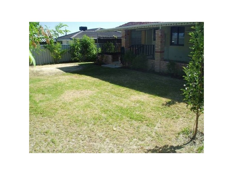 35 Morgan Way, Girrawheen WA 6064