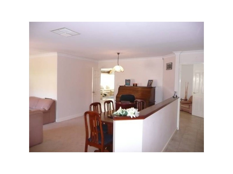 9 ROSEBUD COURT, Landsdale WA 6065