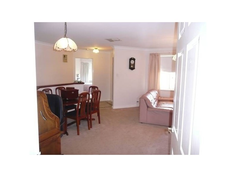 9 ROSEBUD COURT, Landsdale WA 6065