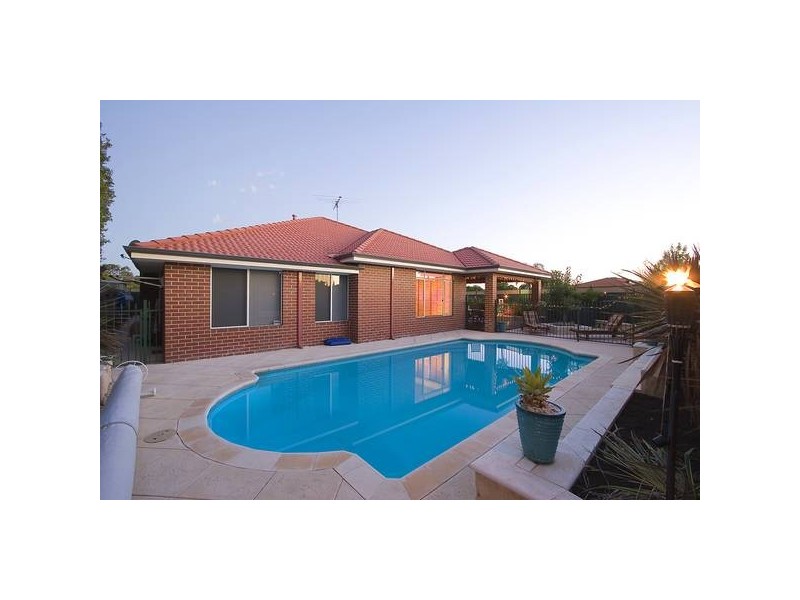 124 WARRADALE TERRACE, Landsdale WA 6065