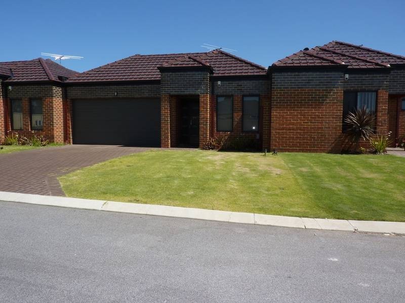 4 Bowtell Way, Darch WA 6065