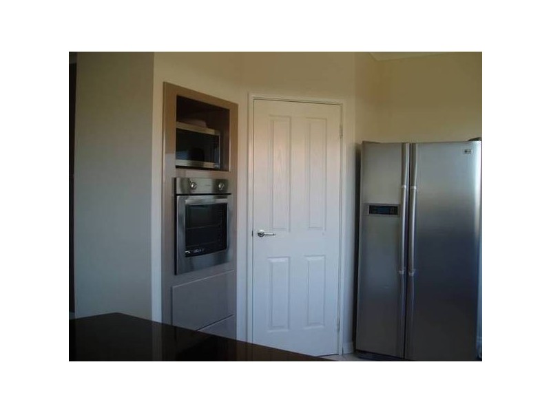 26 Paloma Loop, Marangaroo WA 6064