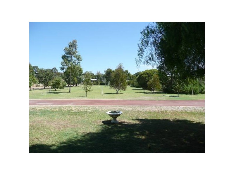 3 THE FAIRWAYS, Gnangara WA 6065