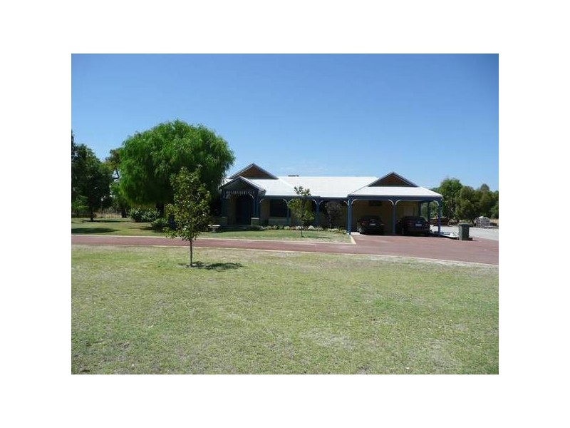 3 THE FAIRWAYS, Gnangara WA 6065