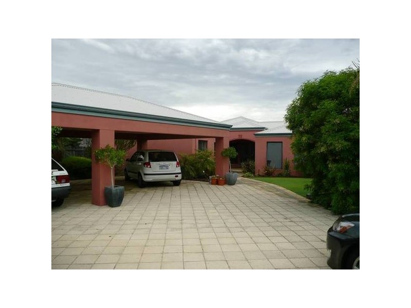 22 BANCROFT RAMBLE, Landsdale WA 6065