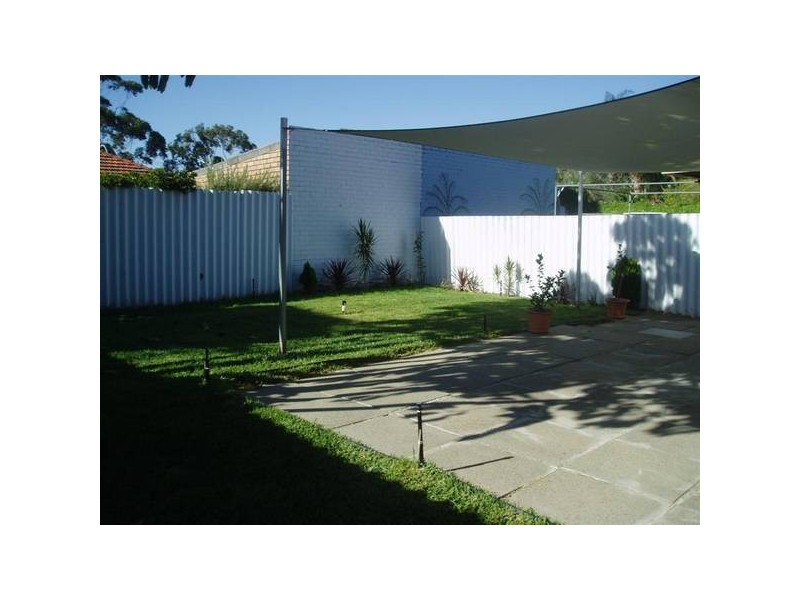 1/6 Kathleen Street, Yokine WA 6060