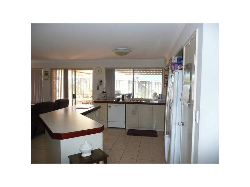 10 Forestview Boulevard, Ellenbrook WA 6069