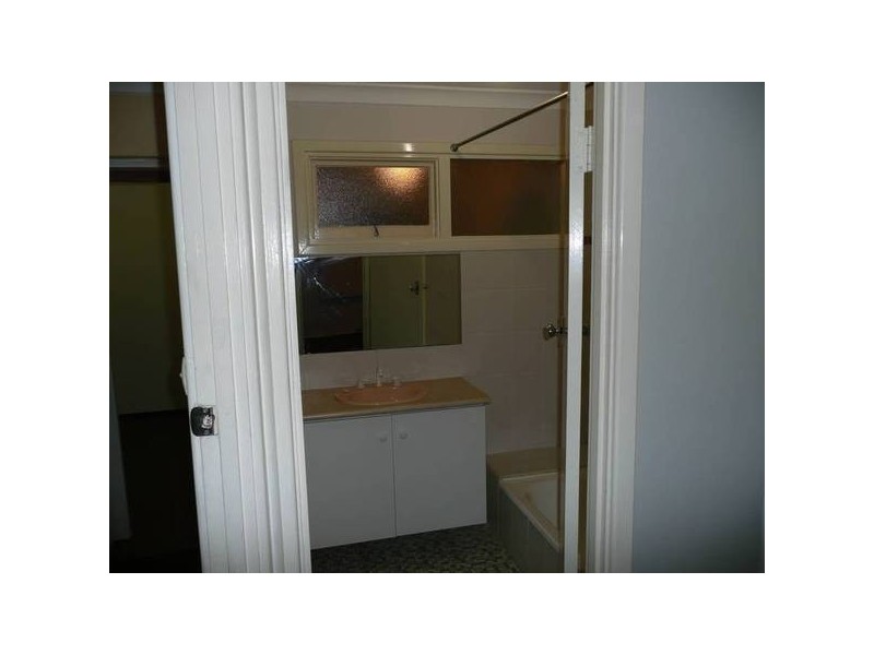 96 Girrawheen Ave, Girrawheen WA 6064