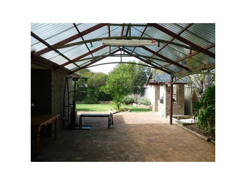 10 BEADON CLOSE, Ballajura WA 6066