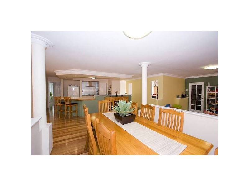 26 CANTRELL CIRCUIT, Landsdale WA 6065