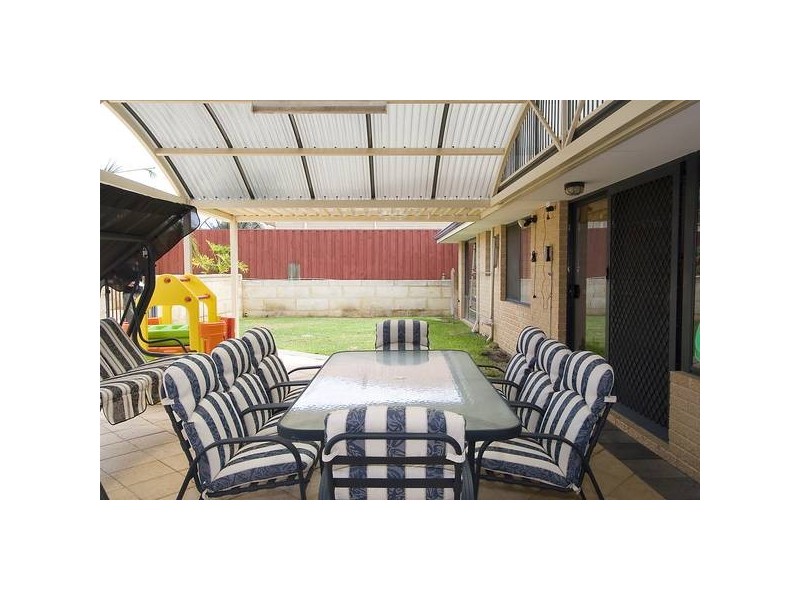 26 CANTRELL CIRCUIT, Landsdale WA 6065