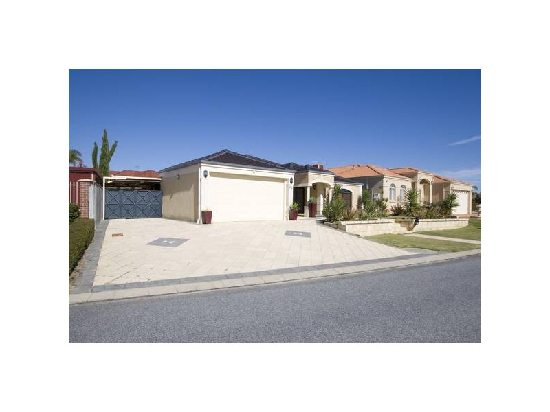 26 CANTRELL CIRCUIT, Landsdale WA 6065