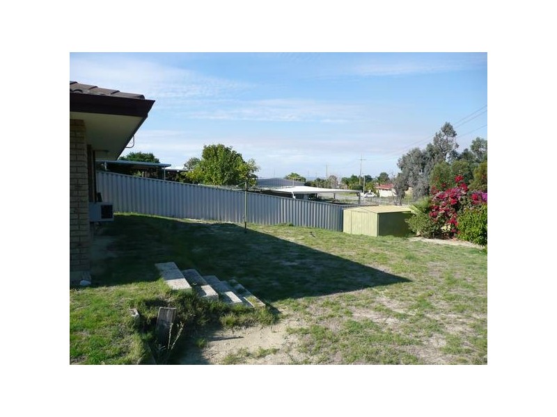 115 Apple Blossom Dve, Mirrabooka WA 6061