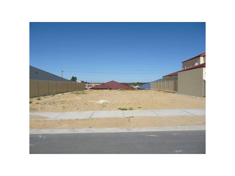 608 HARDCASTLE AVE, Darch WA 6065