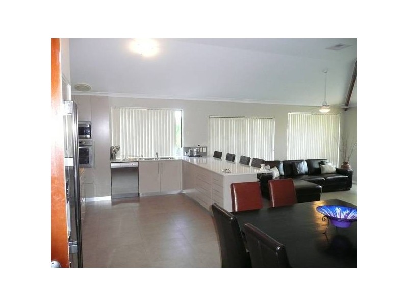 35 ROCKDALE PASS, Landsdale WA 6065