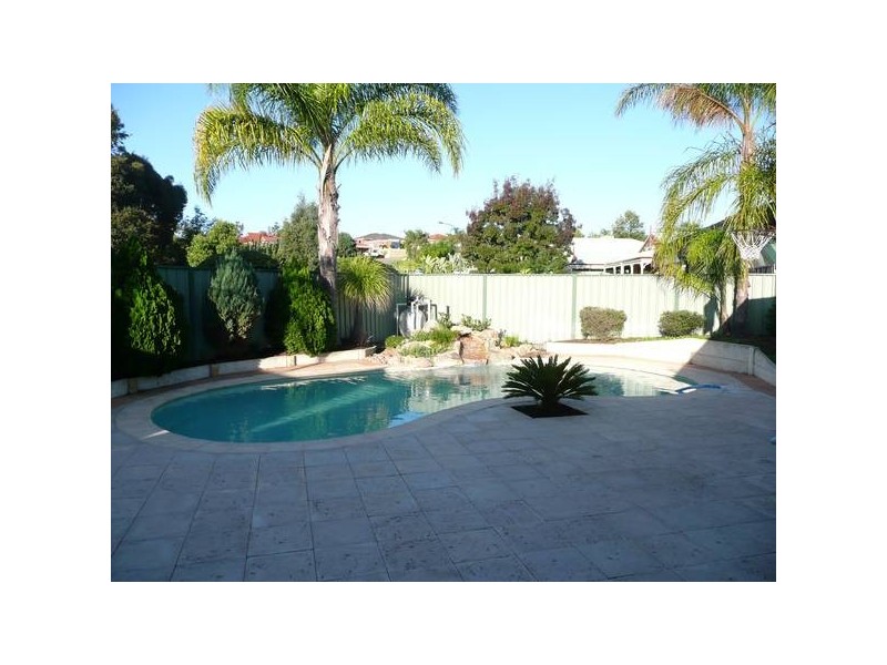 35 ROCKDALE PASS, Landsdale WA 6065