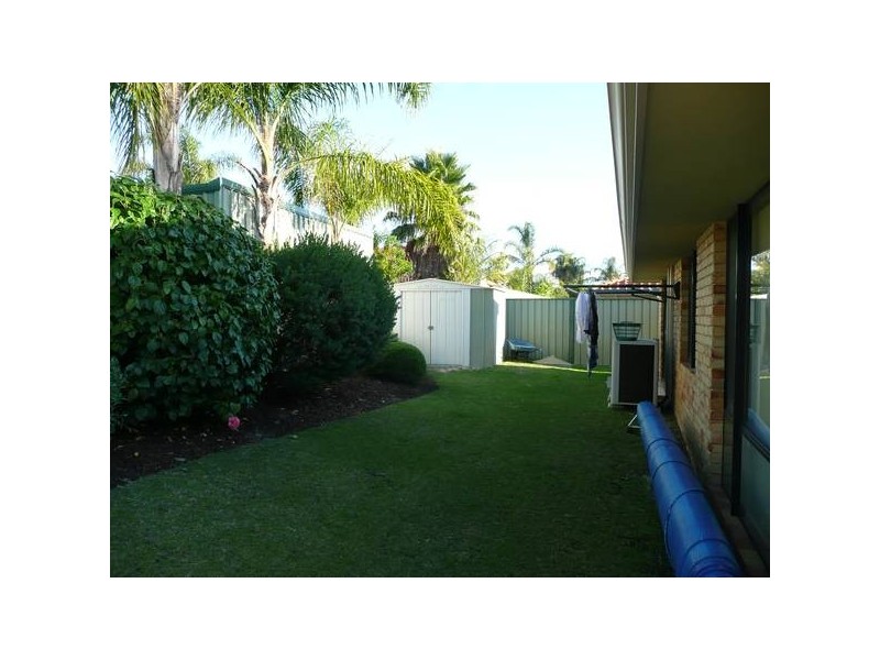 35 ROCKDALE PASS, Landsdale WA 6065