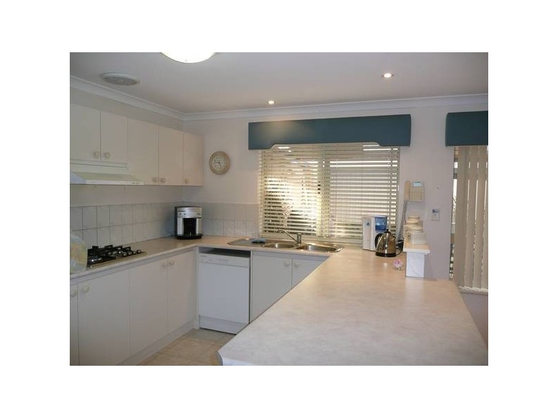 4 ROSEBUD COURT, Landsdale WA 6065