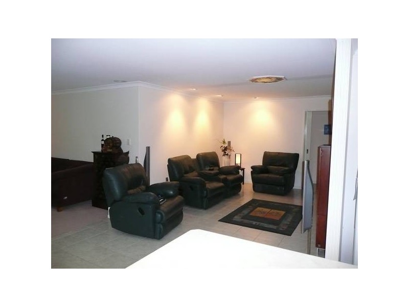 4 ROSEBUD COURT, Landsdale WA 6065