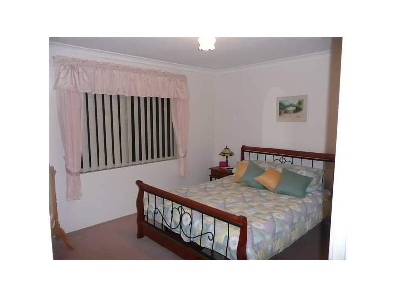 4 ROSEBUD COURT, Landsdale WA 6065