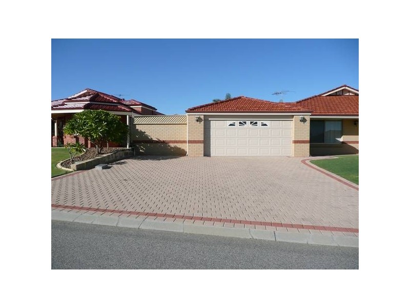 4 ROSEBUD COURT, Landsdale WA 6065
