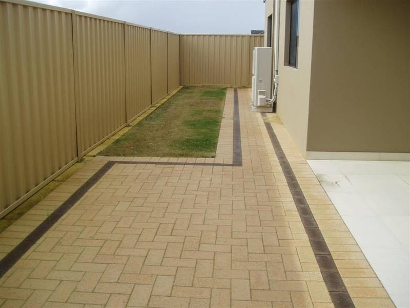 42 Tissington Drive, Darch WA 6065