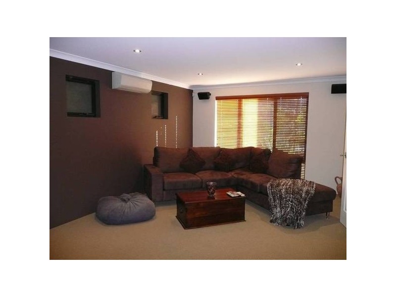 12 SHERWIN RISE, Landsdale WA 6065