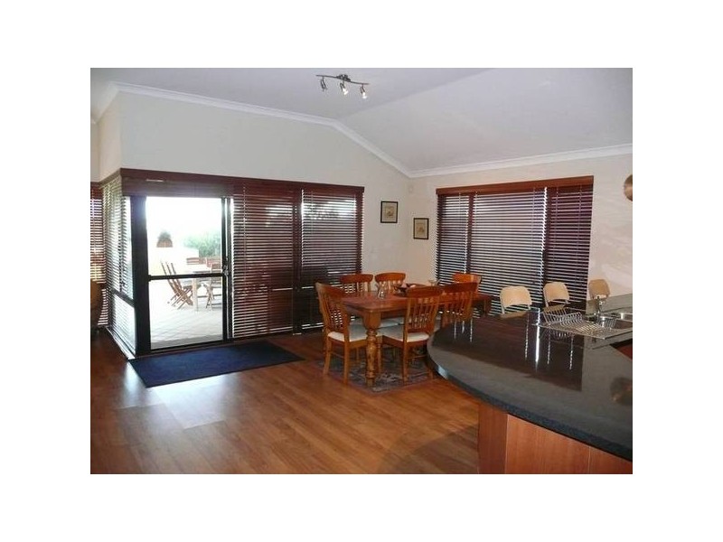 12 SHERWIN RISE, Landsdale WA 6065