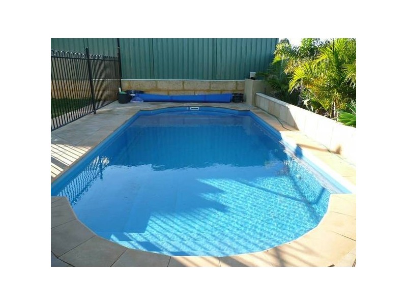 12 SHERWIN RISE, Landsdale WA 6065