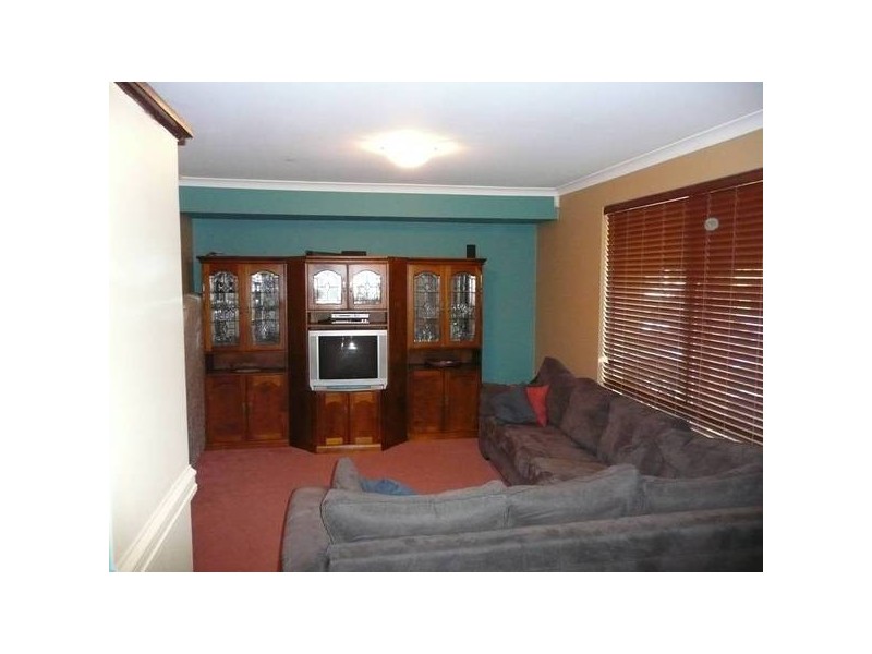 2 INLET TRAIL, Ballajura WA 6066