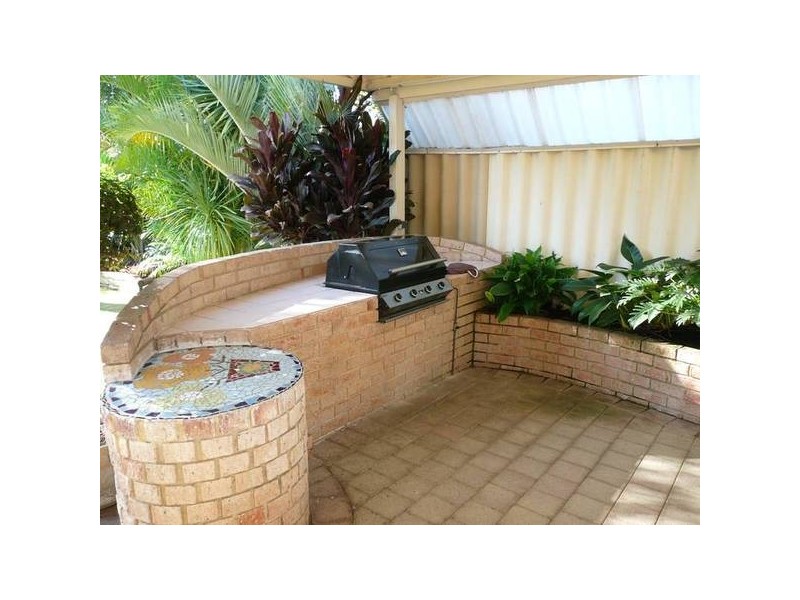 2 INLET TRAIL, Ballajura WA 6066