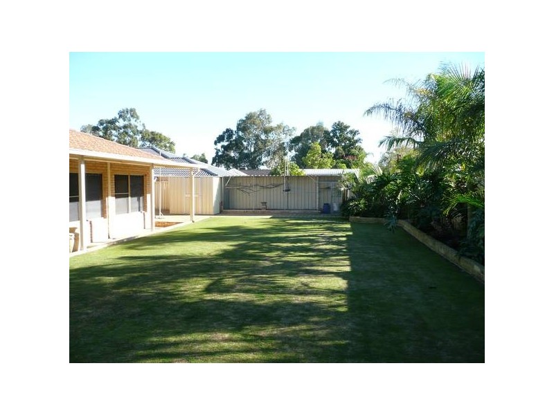 2 INLET TRAIL, Ballajura WA 6066