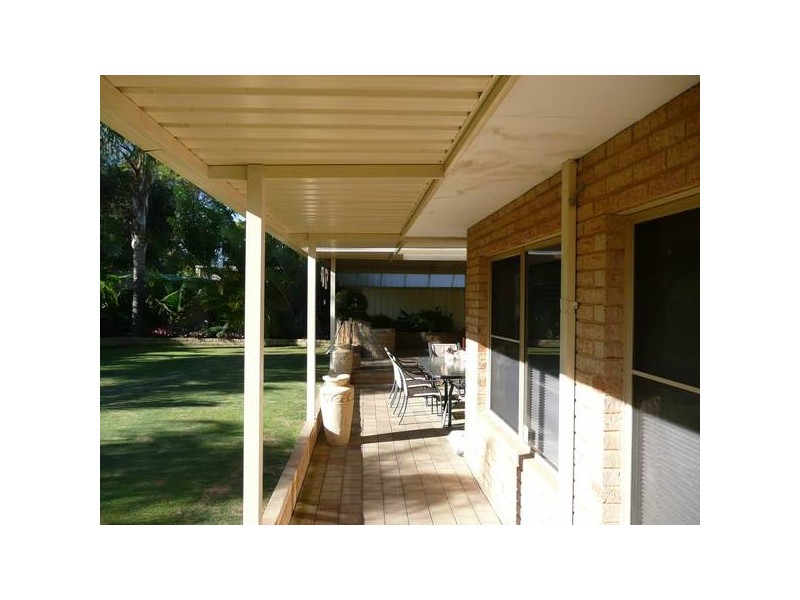 2 INLET TRAIL, Ballajura WA 6066