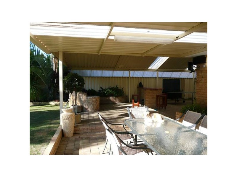 2 INLET TRAIL, Ballajura WA 6066