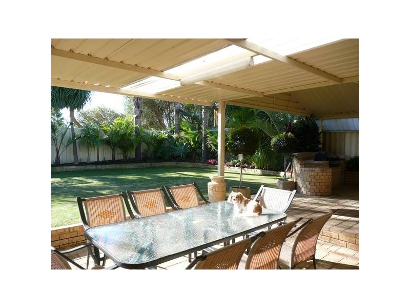 2 INLET TRAIL, Ballajura WA 6066