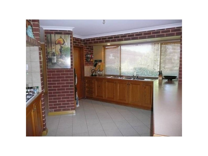 15 FEATHERTOP RISE, Alexander Heights WA 6064