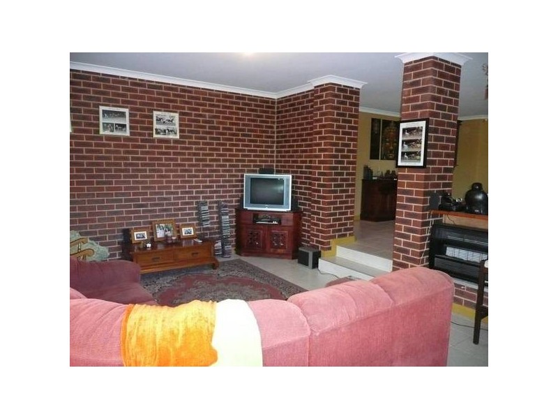 15 FEATHERTOP RISE, Alexander Heights WA 6064