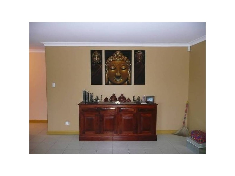 15 FEATHERTOP RISE, Alexander Heights WA 6064