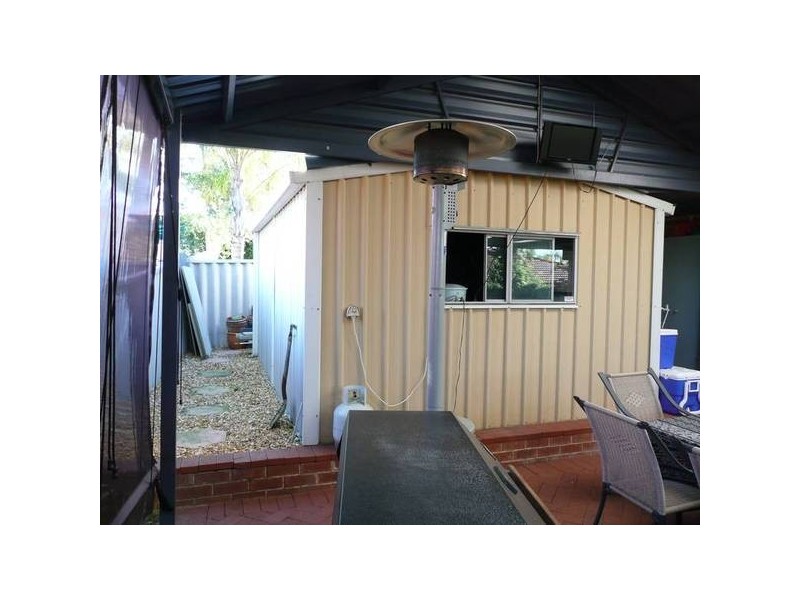 15 FEATHERTOP RISE, Alexander Heights WA 6064