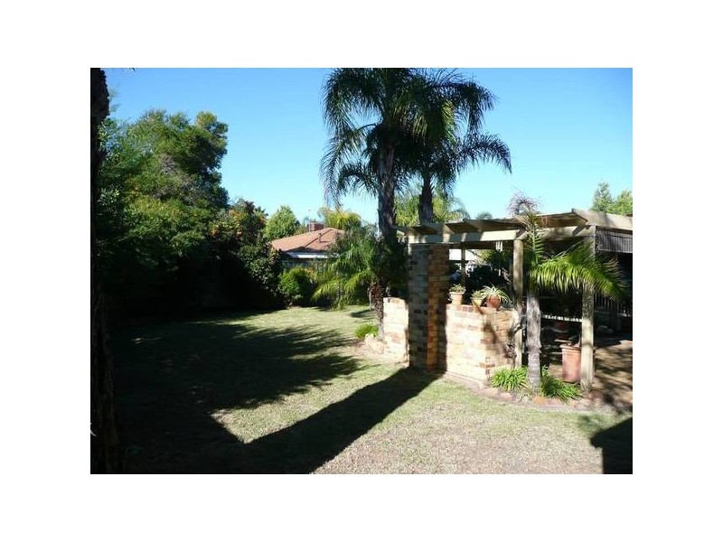 7 GALAXY CRT, Alexander Heights WA 6064