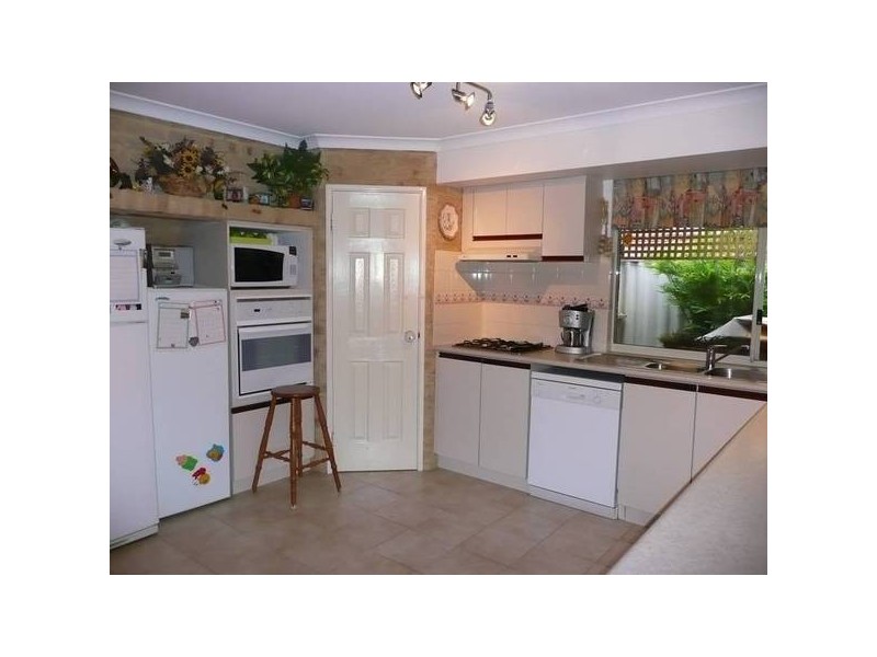 7 EREBUS COURT, Alexander Heights WA 6064